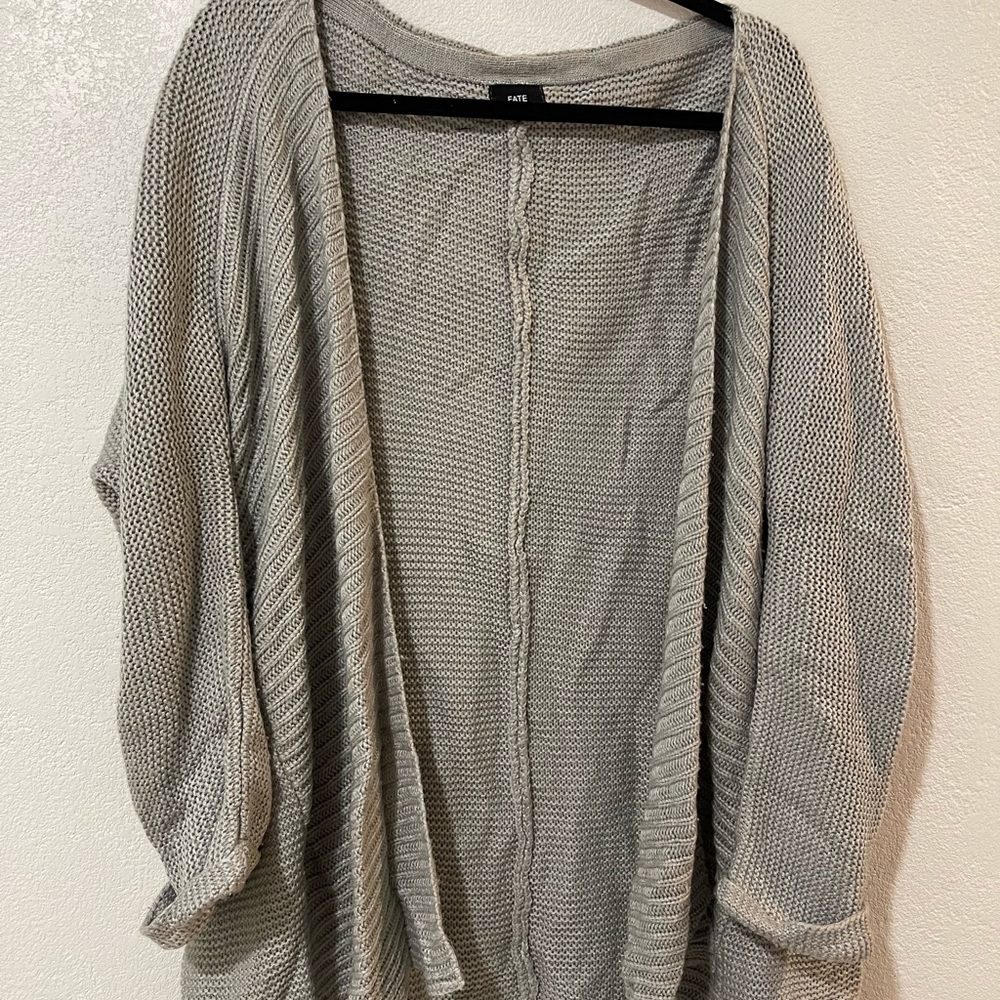 Over size Gray cardigan size small